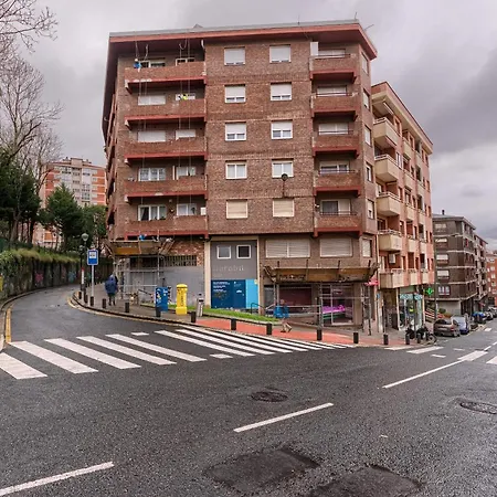 Vivienda Turistica Acogedora En Uribarri Apartment Bilbao Exterior photo