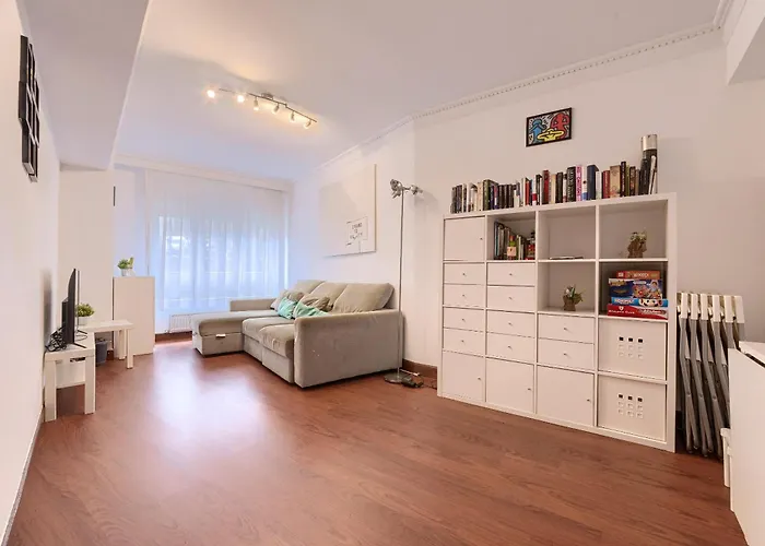 Vivienda Turistica Acogedora En Uribarri
